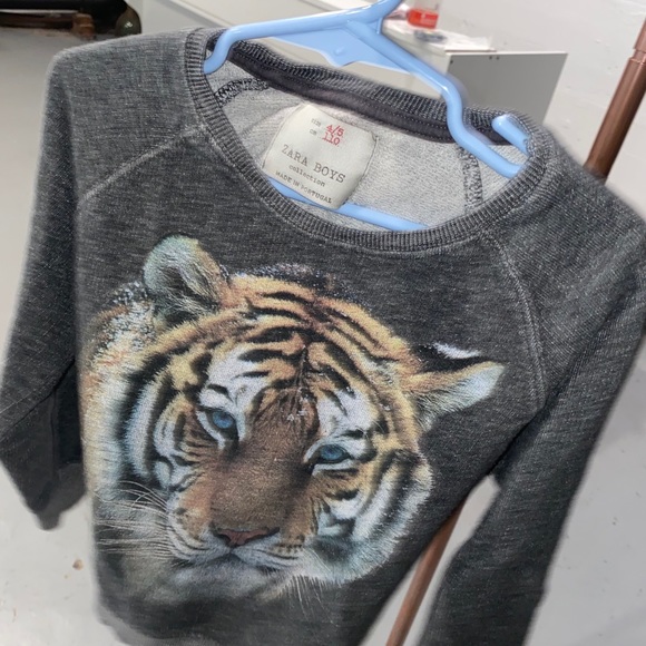 Zara Vintage Sweatshirt - Picture 4 of 5